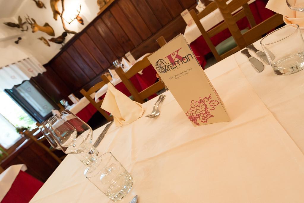 Monrupino Hotel Krizman מראה חיצוני תמונה