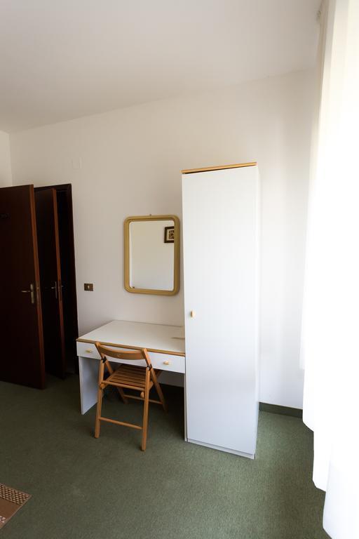 Monrupino Hotel Krizman מראה חיצוני תמונה